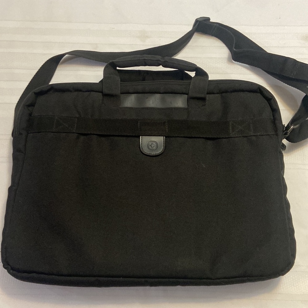 Swiss Gear”The Anthem” Padded Laptop or Tablet Mens Black Work,School Bag